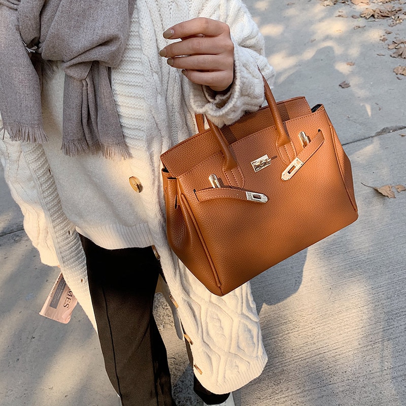 shop with crypto buy 2021 Spring and Summer New Ladies Luxury Brand Designer Bag High Quality Fashion Simple Letter One Shoulder Messenger Handbag pay with bitcoin