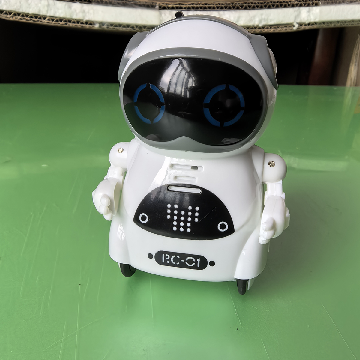 Pocket Robot Talking Interactive Dialogue Voice Recognition Record Singing Dancing Telling Story Mini Robot Toy - Image 3